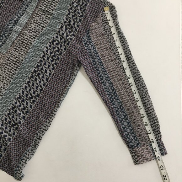 Ro & De Tunic NWT Sheer Band Collar 1/2 Button Down Blouse Gray Navy Blue - Picture 12 of 13